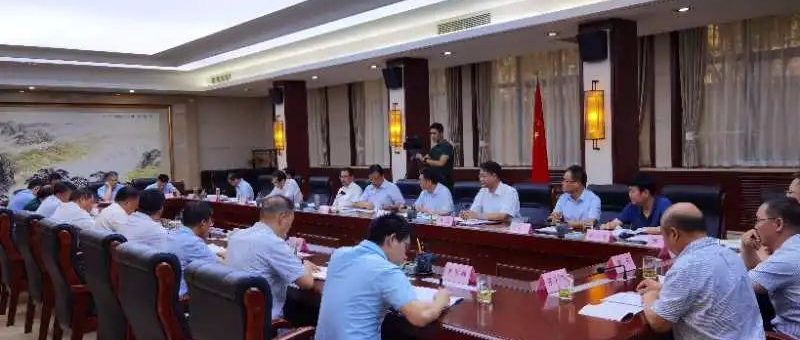 嚴鑒鉑董事長赴漢中秦川業務板塊調研，與漢中市委市政府座談