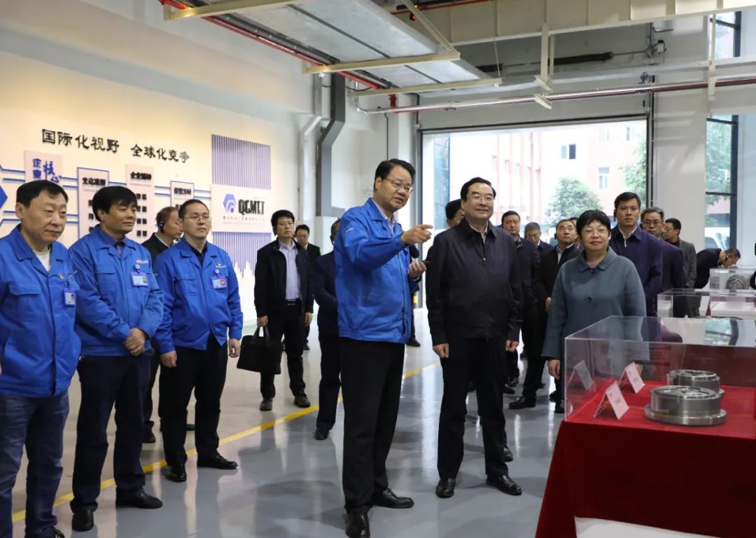 省發改委主任張曉光一行蒞臨秦川集團調研