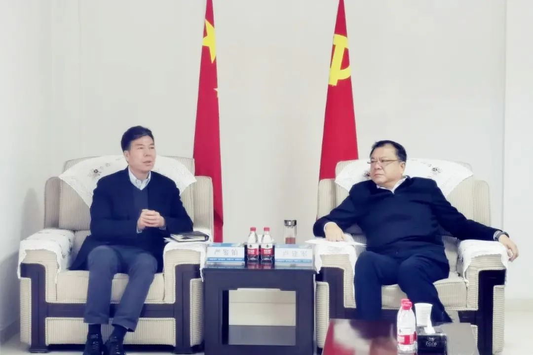 嚴鑒鉑董事長率隊拜訪西安交通大學