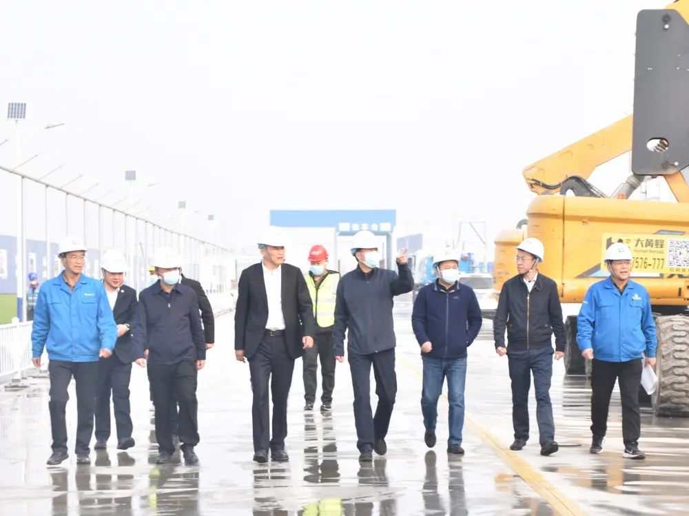 嚴鑒鉑董事長調研秦創原·秦川集團高檔工業母機創新基地項目建設情況