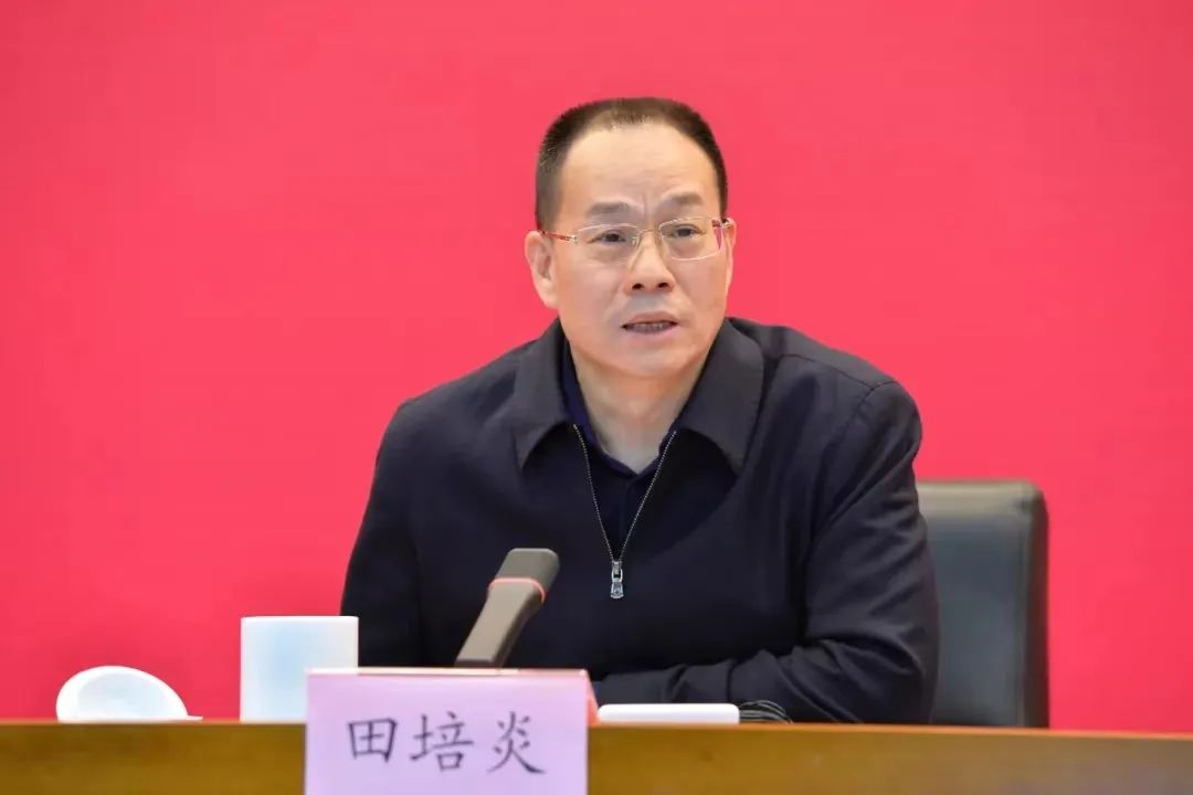 秦川集團黨委組織參加學習貫徹黨的二十大精神中央宣講團國資國企系統報告會