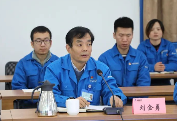 【群團工作】秦川機床本部團委組織召開“話青春?談奮進?勇擔當”青年職工座談會