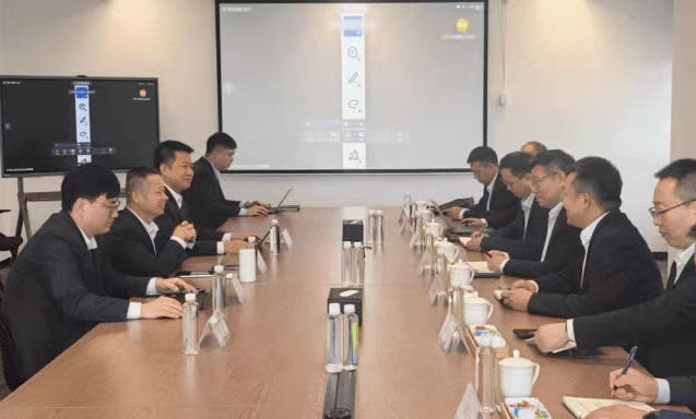 【集團(tuán)資訊】馬旭耀董事長率隊(duì)訪問蘇州匯川公司